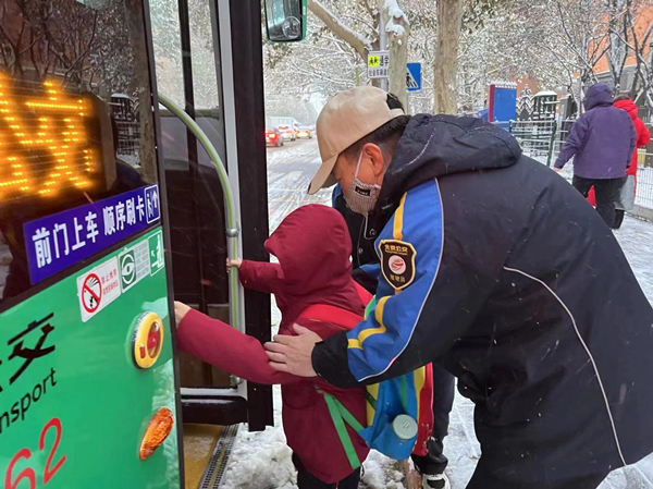 奇异果体育官方网站-北京全力应对今冬首场降雪 保障城市运行