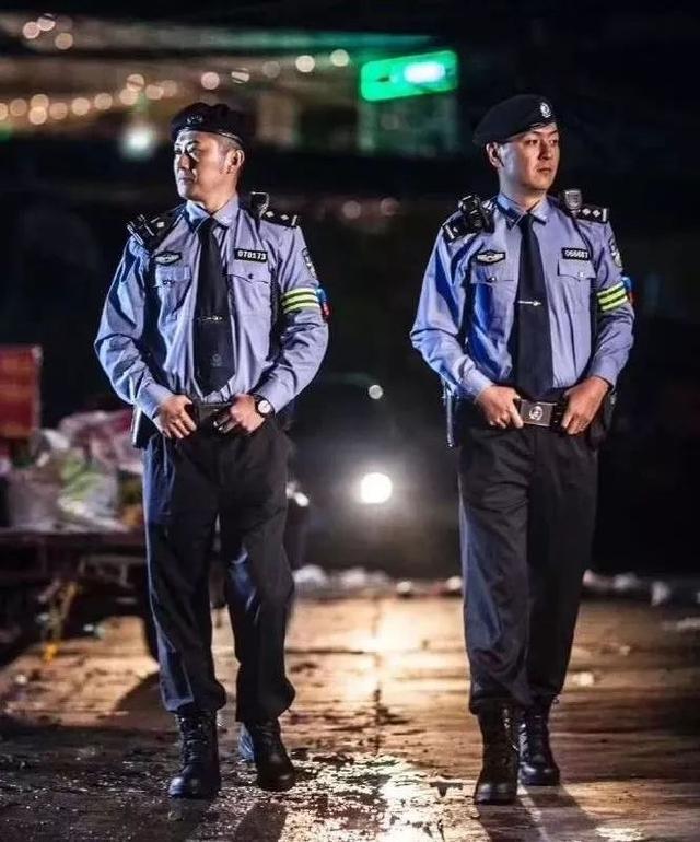 奇异果体育官方网站-新式警服究竟长什么样？(图8)